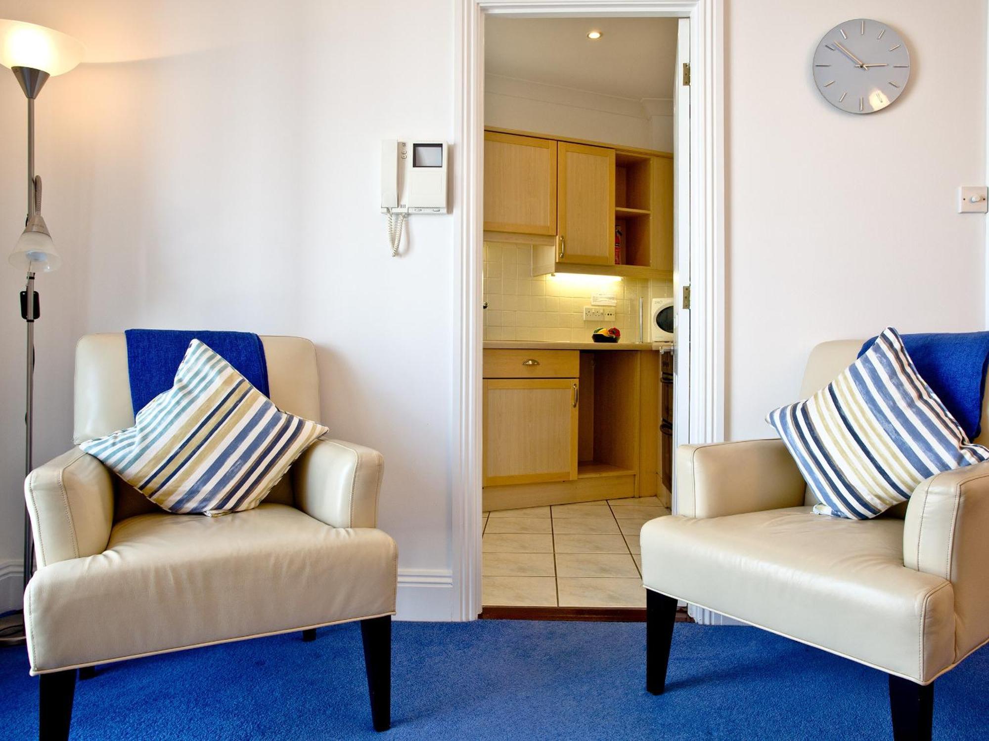 55 Moorings Reach Apartment Brixham Bagian luar foto